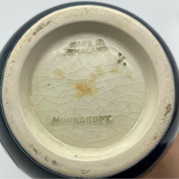 Moorcroft Pottery Green Hibiscus Vase, 6.5", - Picture 6 of 7